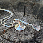 Collier Sorcière Chapeau & Balai