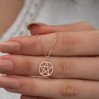 Collier Pentacle de Sorcière en Acier Inoxydable – Pendentif Protecteur Mystique