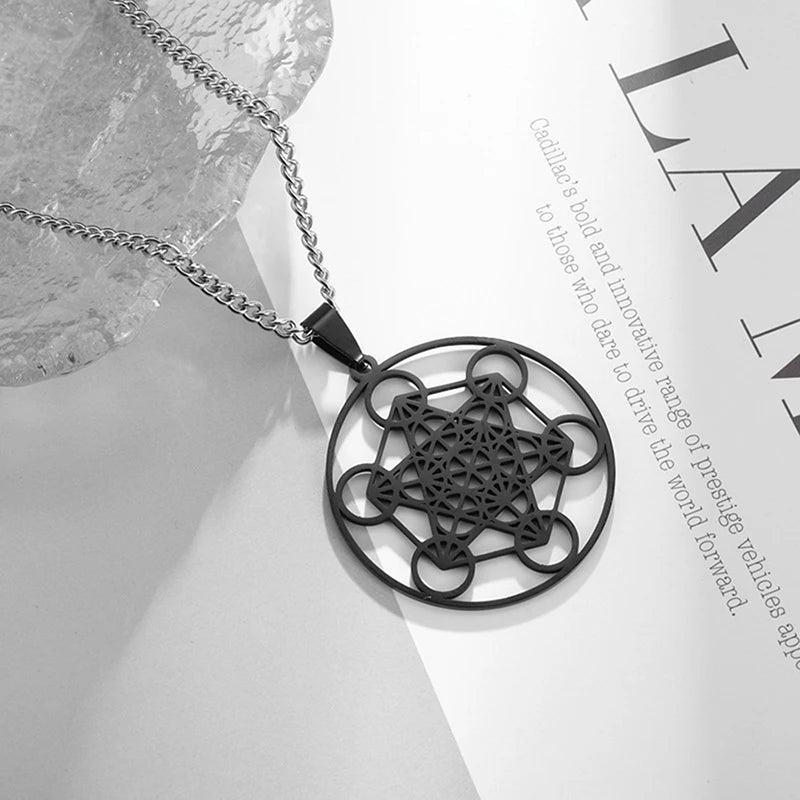 Collier Cube de Métatron – Pendentif en Acier Inoxydable (Argent, Or ou Noir)