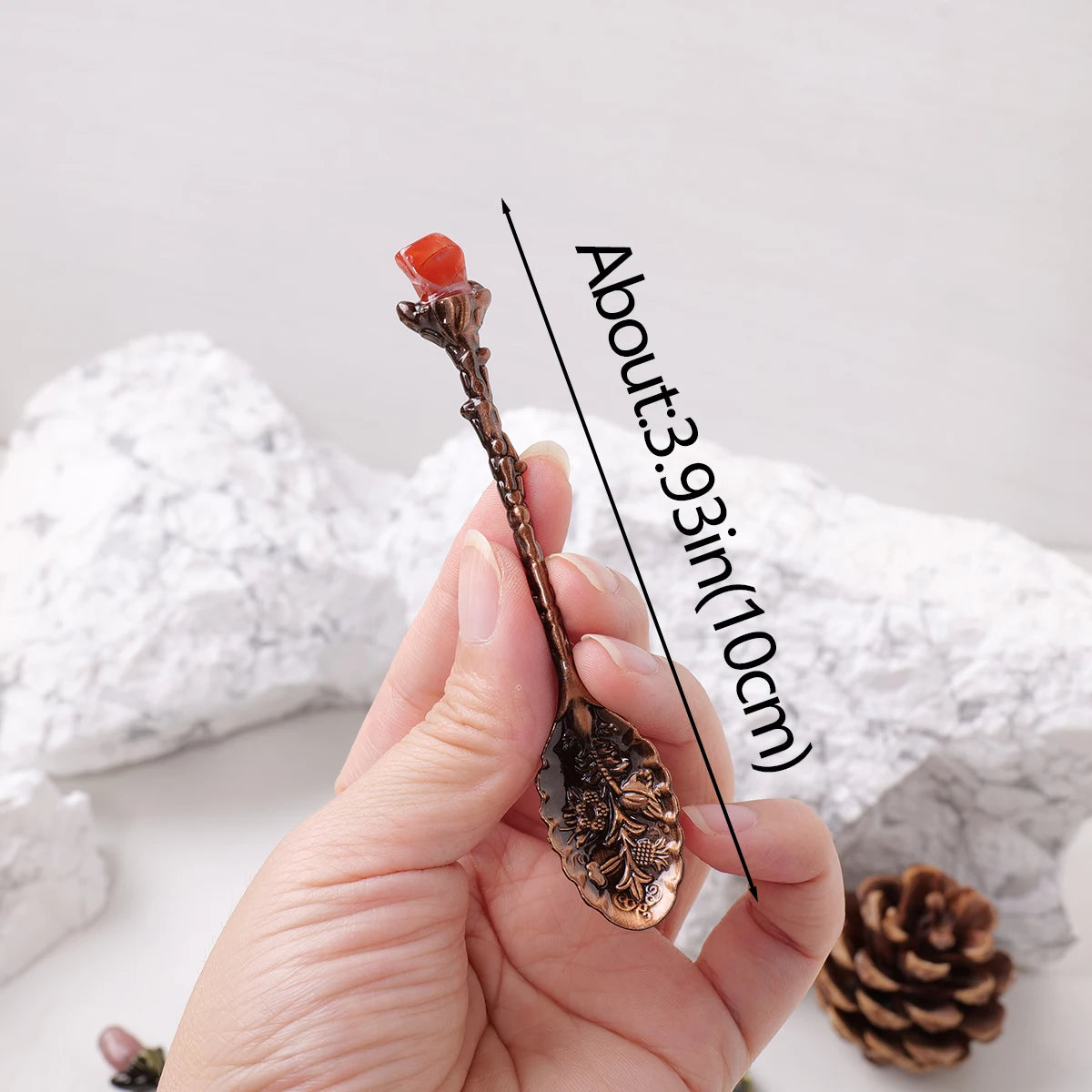 Cuillère Magique en Cristal Brut – Énergie & Rituel Divinatoire