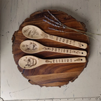 Lot de 3 Cuillères Magiques en Bois Gravées