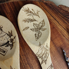 Lot de 3 Cuillères Magiques en Bois Gravées