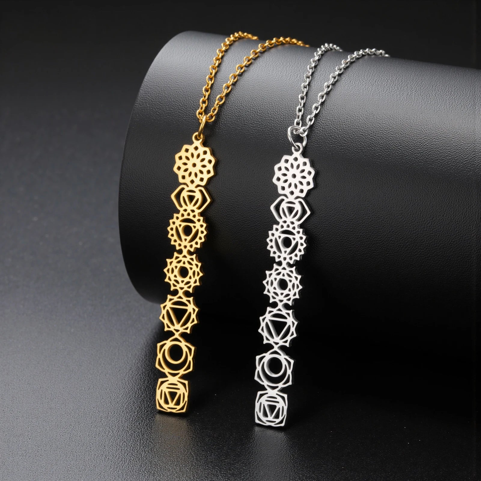 Collier 7 Chakras Fleur de Vie – Pendentif Spirituel en Acier Inoxydable pour Méditation et Yoga